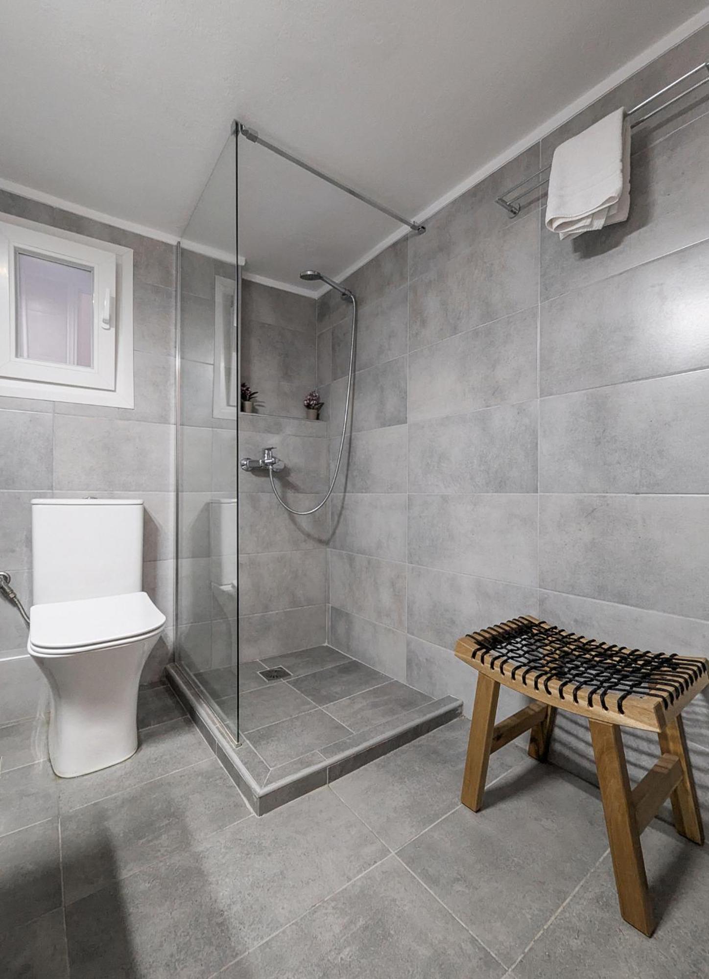Spacious Apt For 5 Guests Next To Acropolis&Metro Atenas Exterior foto